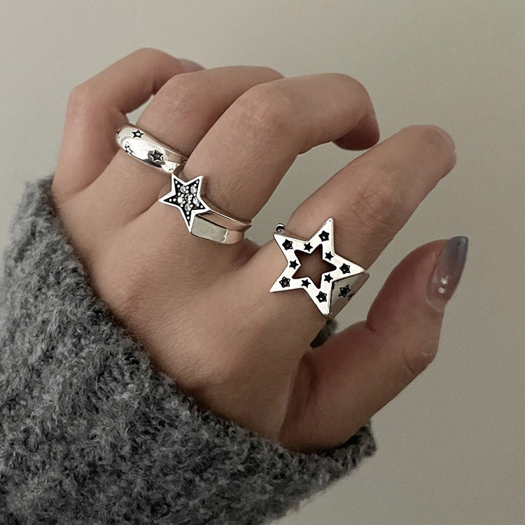 00's Nostalgia Star-Shaped Rhinestone Ring