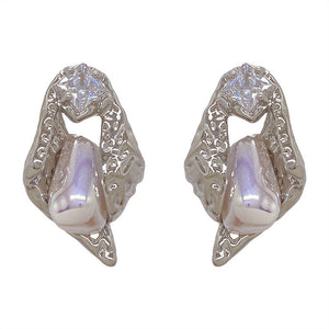 Pure Flirting Pearl Earrings